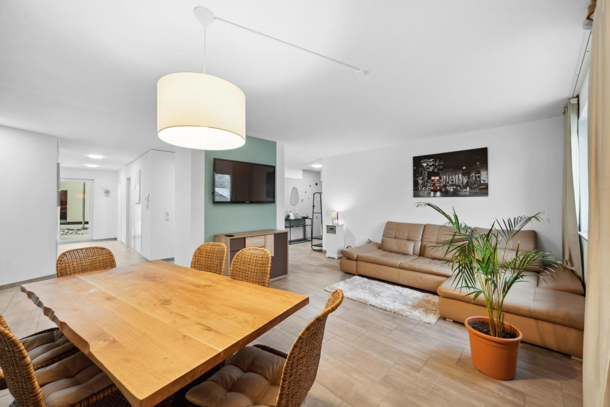 Sali Homes Spacious Apartment With Terrace In City Center Bayreuth Exterior foto